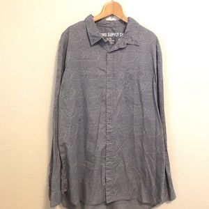 Mossimo men’s casual button down shirt.